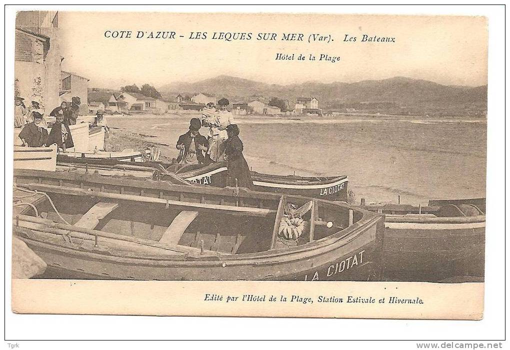 Les Lecques Sur Mer  Les Bateaux  Animées Hôtel De La Plage - Les Lecques