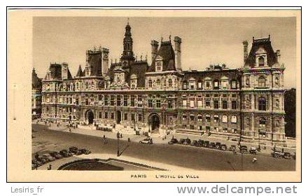 CPA - PARIS - L'HOTEL DE VILLE - ANIMEE - VOITURES - Otros Monumentos