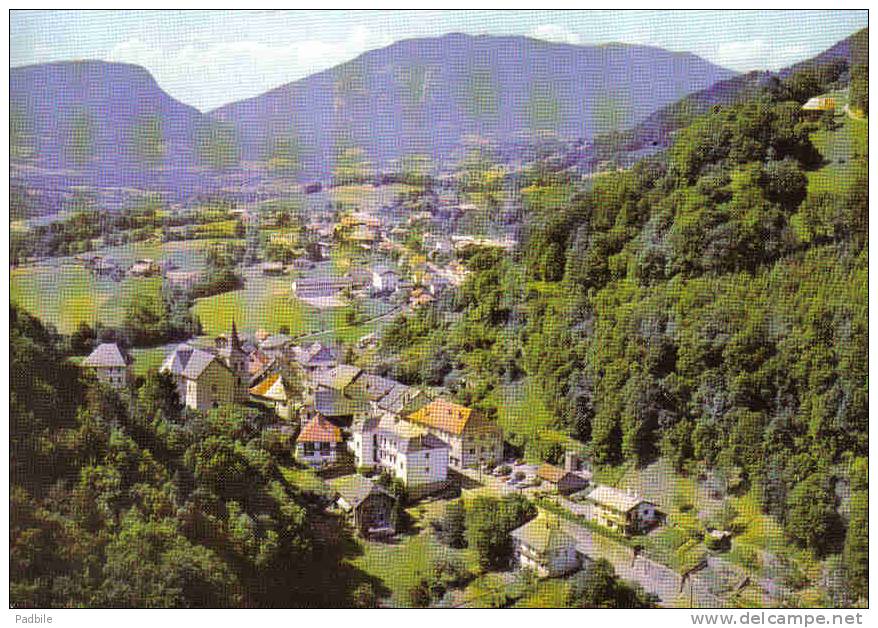 Carte Postale  73.  Le Chatelard Vue D´avion Trés Beau Plan - Le Chatelard