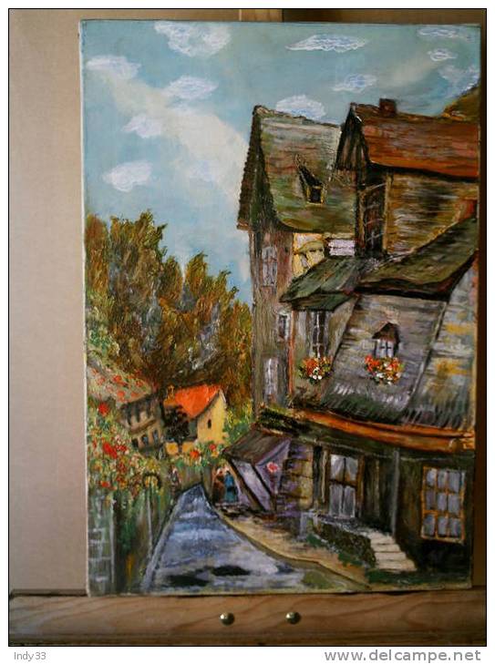 - VUE DE VILLAGE . HUILE SUR TOILE NON SIGNEE - Oelbilder