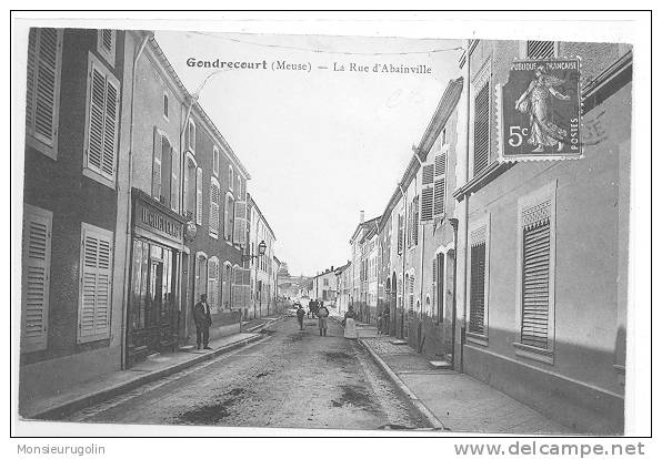 55 )) GONDRECOURT, La Rue D'Abainville, ANIMEE - Gondrecourt Le Chateau