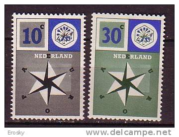Q9461 - NEDERLAND PAYS BAS Yv N°678/79 * EUROPA - Unused Stamps