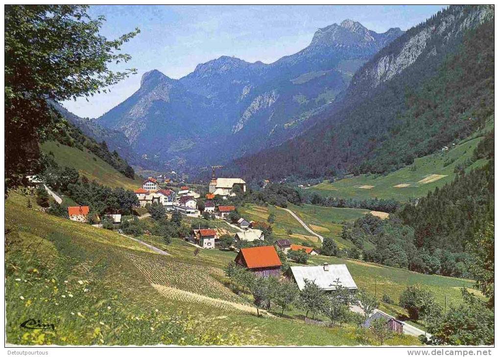 BELLEVAUX Haute Savoie 74 : Vue Générale Et Mont Billat - Bellevaux