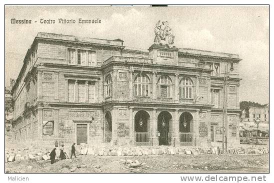 ITALIE-ref 525- Messina -  Teatro Vittorio Emanuele   -carte Bon Etat - - Messina