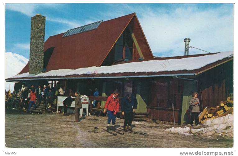 Warming House Lounge And Restaurant Near Gunnison Colorado, Ski Stop Spot, Skiers On 1970s Vintage Postcard - Otros & Sin Clasificación