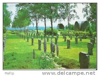 NOYERS-PONT-MAUGIS (F) Cimetière Militaire Allemand - Oorlogsbegraafplaatsen