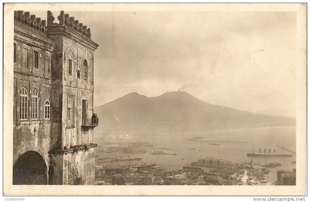 Italia.Napoli.Panorama S.Martino.Vesuvio , Vésuve Et Belle Vue Du Port. - Napoli (Naples)