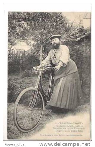 88 THAON-les-VOSGES * Mme P.Delait, Cycliste, Membre Du Cercle Thaonnais  * Belle CPA écrite En 1915 - Thaon Les Vosges