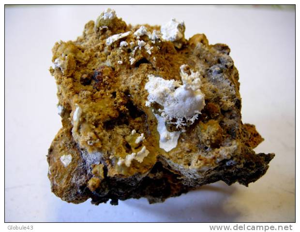 HEMIMORPHITE ? (secondaire) 5 X 5 Cm BELGIQUE - Mineralien