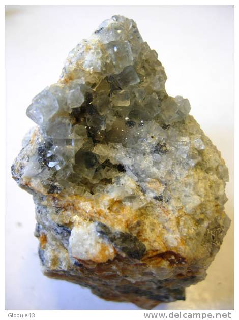 FLUORINE AVEC GALENE PRISONNIERE DANS QUARTZ CRIST 4,5 X5 X6 Cm MARSANGES - Minerali