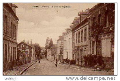 CPA - ORBEC - RUE DE LA REPUBLIQUE - ANIMEE - ROBERT - - Orbec