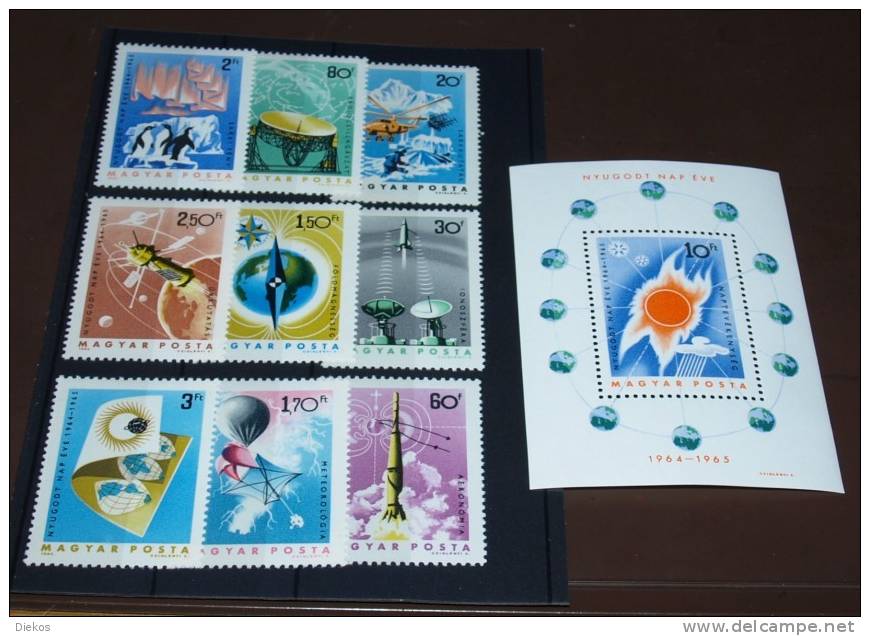 Space,  Magyar Nr:  B46  2101 - 09  Postfrisch **  MNH  #1168 - Europe