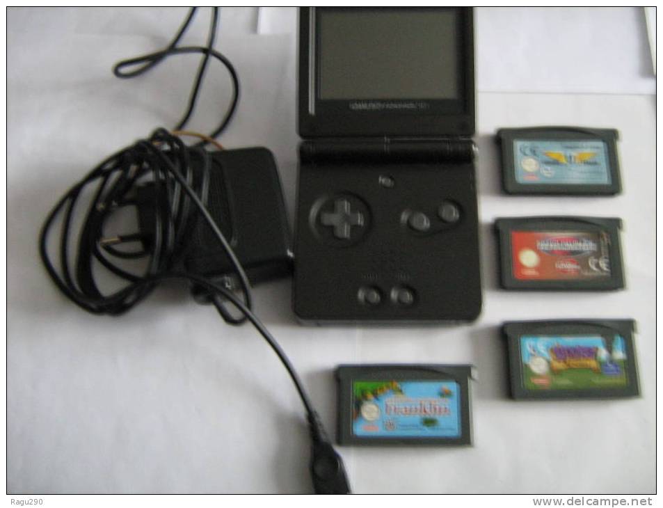 CONSOLE NINTENDO GAME BOY ADVANCE SP  +  4 JEUX - Autres & Non Classés