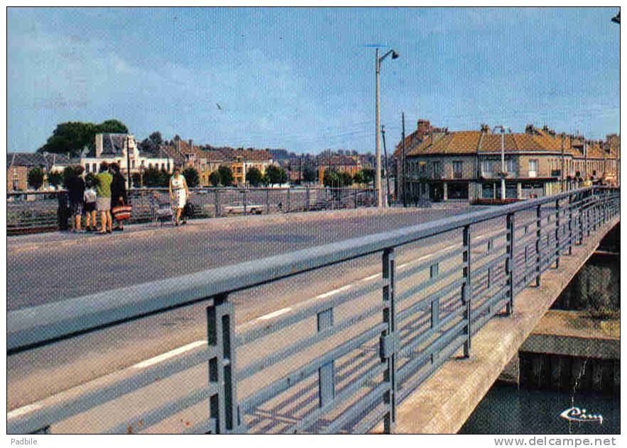 Carte Postale 59. Bouchain  Le Pont Sur L'Escaut    Trés Beau Plan - Bouchain