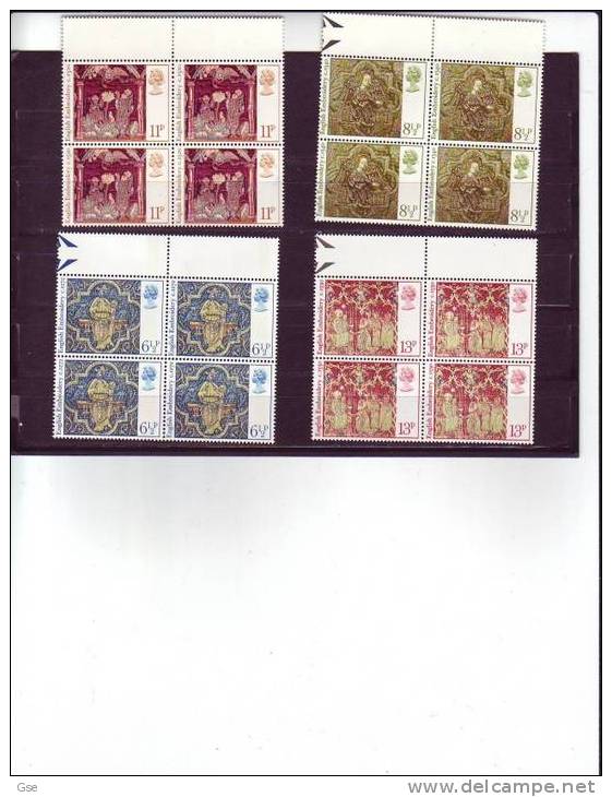 GRAN BRETAGNA  1976 - Yvert 813/6** (quartina) - Natale - Arte Medioevale - Unused Stamps