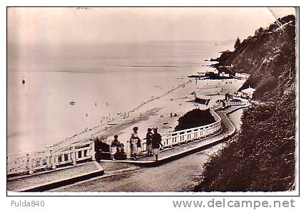 CPA.     ETABLES-SUR-MER.   La Plage  Des Godelns.   (animée) - Etables-sur-Mer