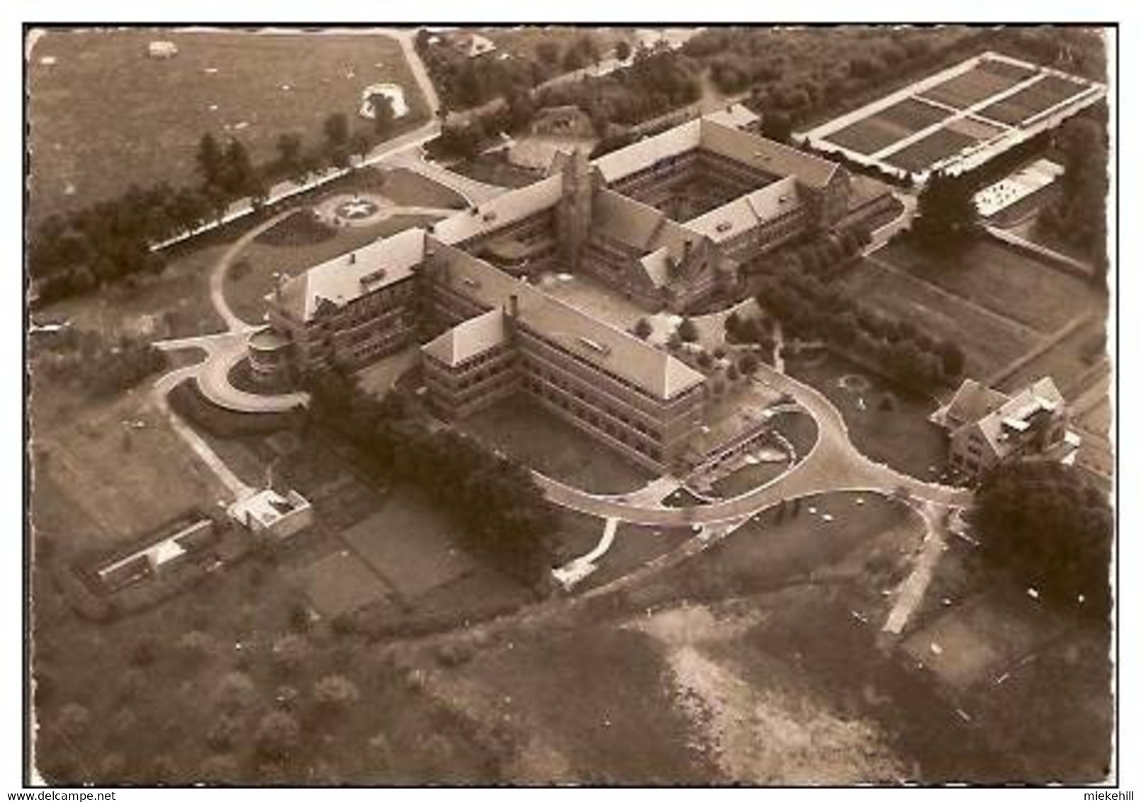 CINEY -VUE AERIENNE DU MONT DE LA SALLE - Ciney