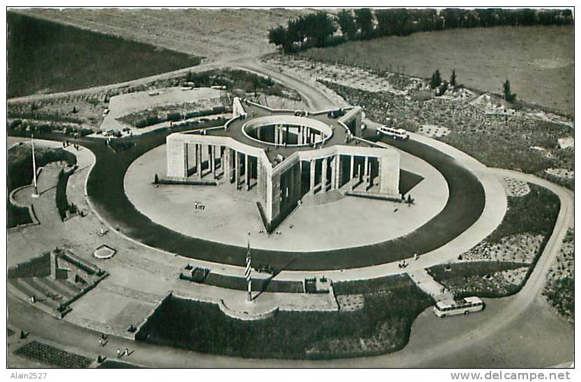 BASTOGNE -  Mémorial Aux Américains "MARDASSON´. - Bastenaken