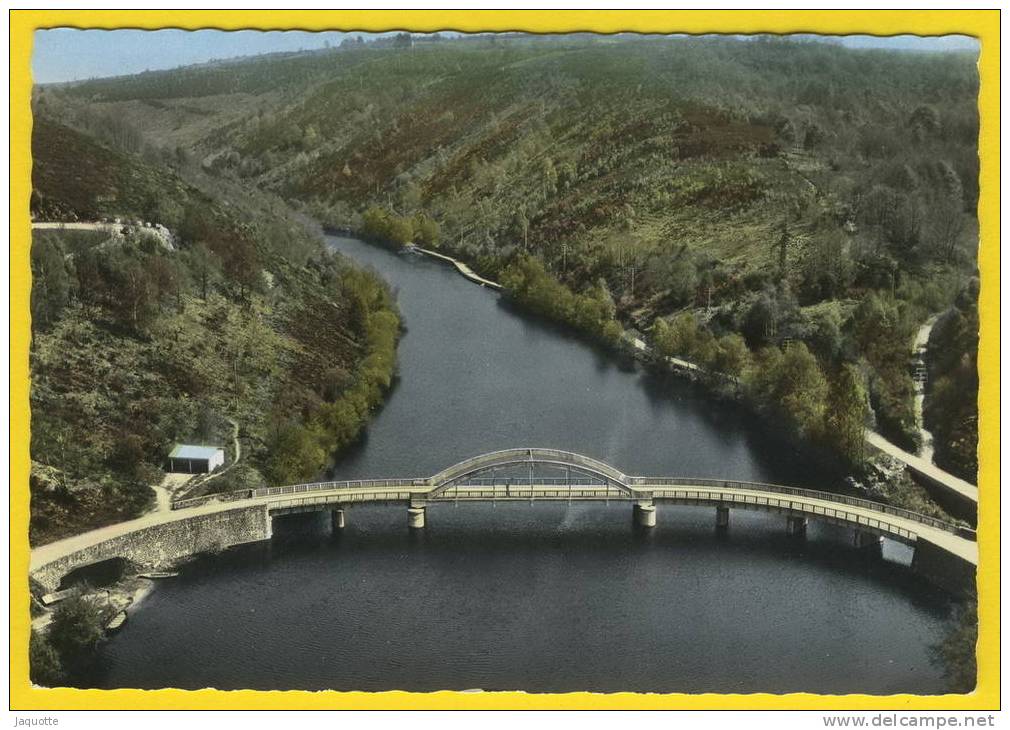 CHATELUS LE MARCHEIX (Creuse)  Le Pont Sur Le Thaurion - Chatelus Malvaleix