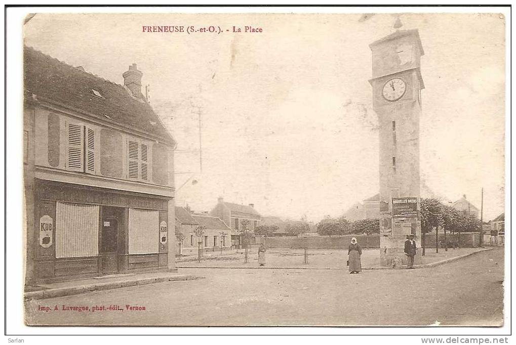 78 , FRENEUSE , La Place - Freneuse