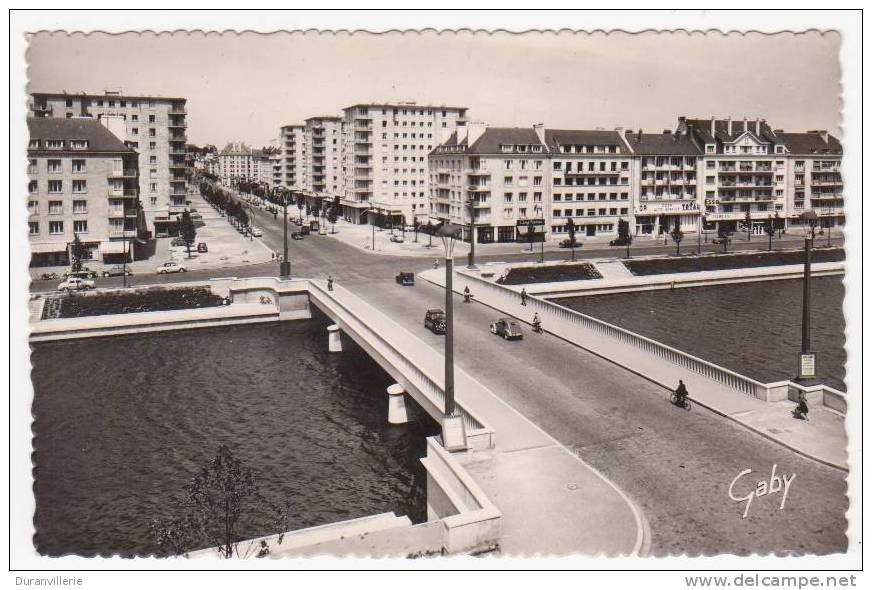 CAEN : Le Pont Churchill Et L' Avenue Du 6 Juin - Caen