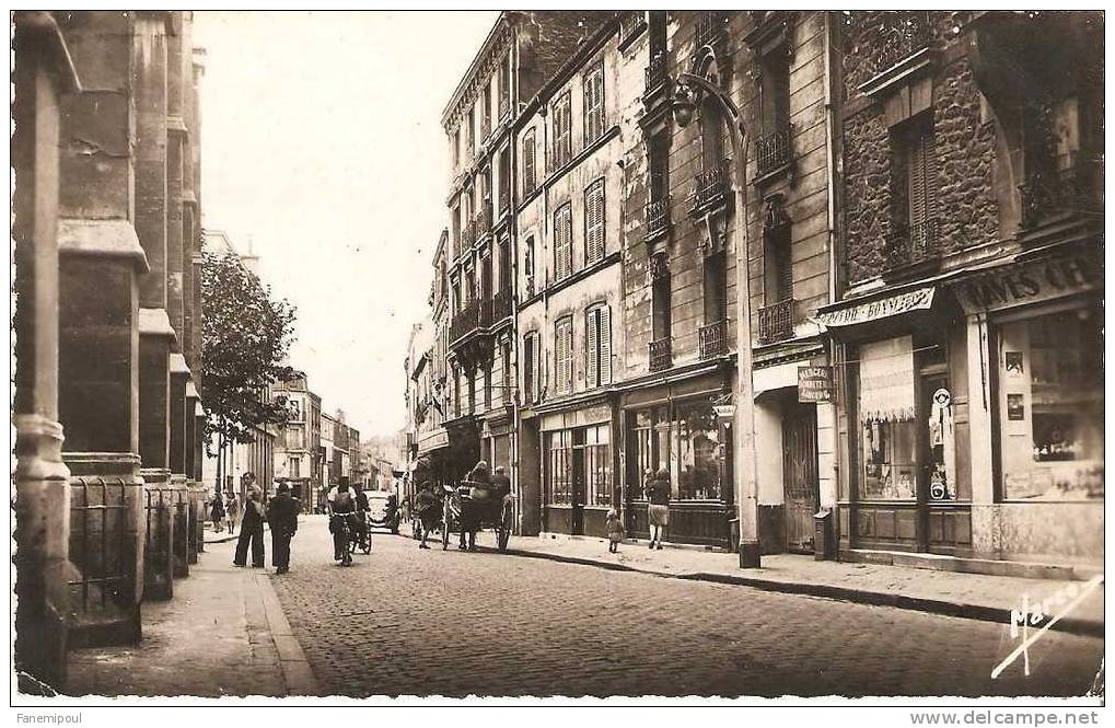 AUBERVILLIERS .  Rue Du Moutier (longeant L´église) - Aubervilliers