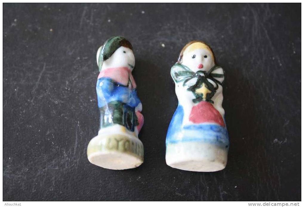 2 FEVES -FIGURINES - PETITS OBJETS DE VITRINE OU DECORATION POUR LA CRECHE -COUPLE - Santons