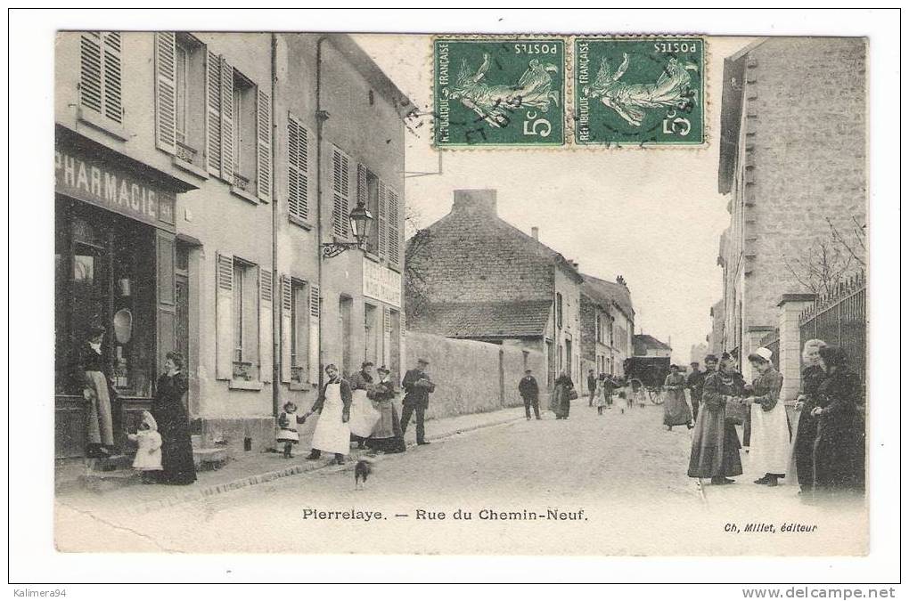 VAL-D´OISE  /  PIERRELAYE  /  RUE  DU  CHEMIN-NEUF  ( Belle Animation , Devant La PHARMACIE ! ) /  Edit.  Ch. MILLET - Pierrelaye