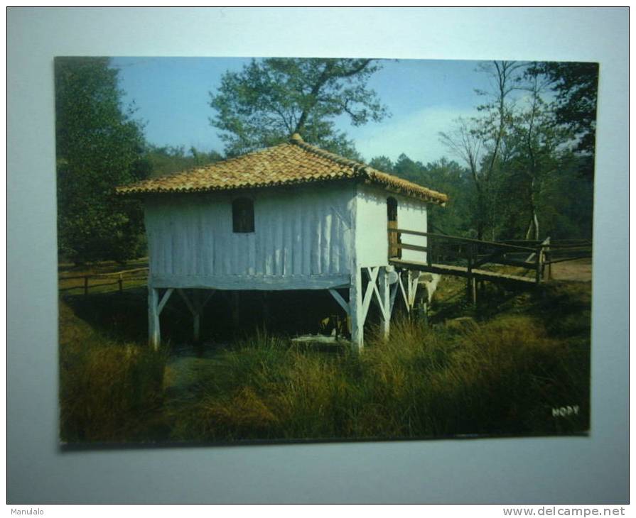 D 40 - Marqueze - Sabres- Moulin à Eau Provenant De Geloux Et Remonté Sur L'emplacement De L'ancien Moulin De Bas Dispar - Sabres