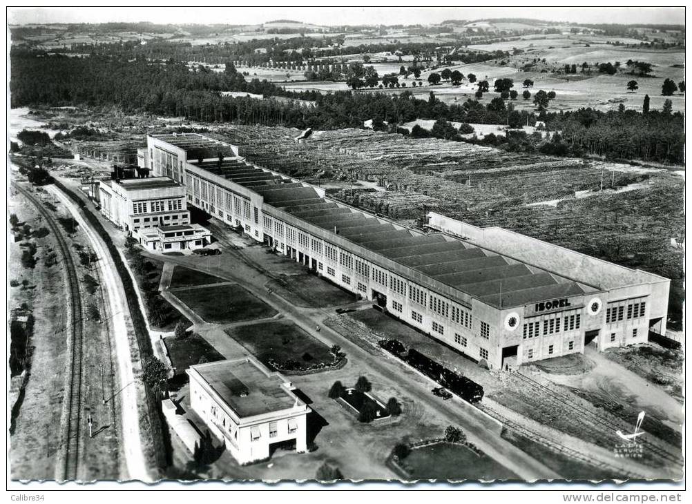 CPSM EN AVION AU DESSUS DE CASTELJALOUX L´ Usine ISOREL ( Train En Chargement) - Casteljaloux