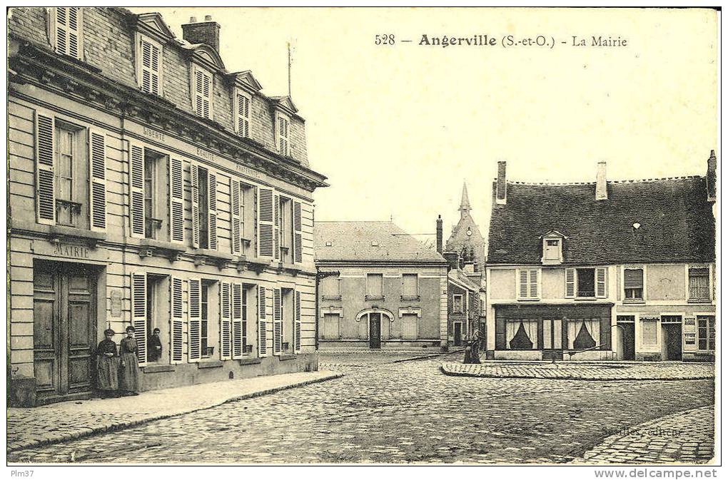 ANGERVILLE - La Mairie - Angerville