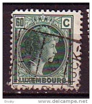 Q2868 - LUXEMBOURG Yv N°173 - 1926-39 Charlotte Rechterzijde