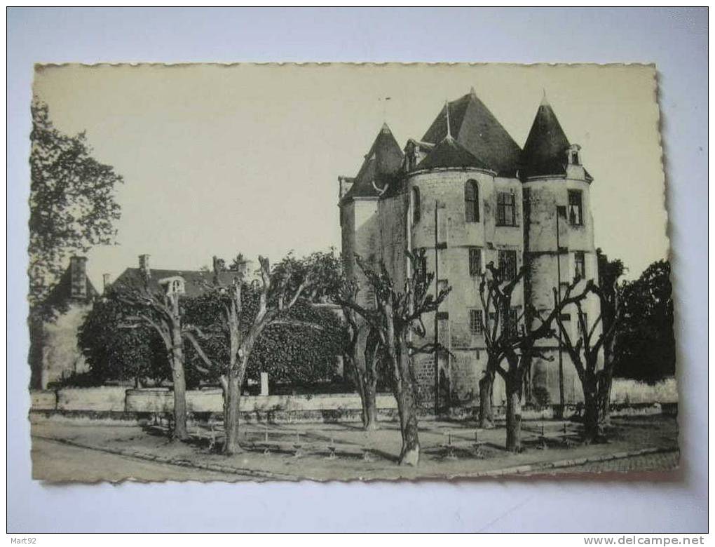 02 VIC SUR AISNE CHATEAU - Vic Sur Aisne