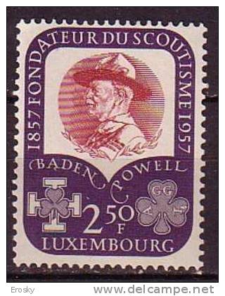 Q3136 - LUXEMBOURG Yv N°527 ** Scoutisme - Neufs