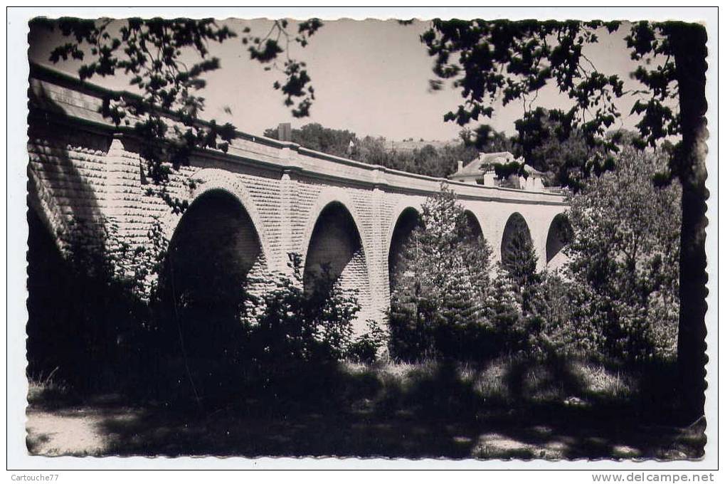 K13 - NONTRON - Le Viaduc Du Chemin De Fer (1954) - Nontron