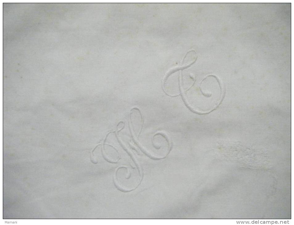 Taie D´oreiller  84x 77 Cm Environ Monogramme  H T -dentelle Crochet Faite Main- - Bed Sheets