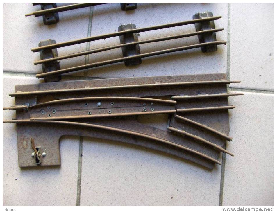 Lot De Rail Et Aiguillage Pour Train  HORNBY/Meccano ---ecartement  Exterieur 3.6 - Vagones