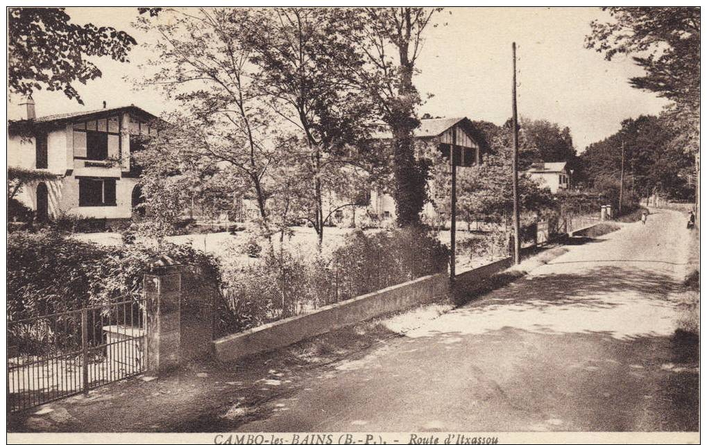 PYRENEES -ATLANTIQUES . CAMBO. LA ROUTE D'ITXASSOU.ANIMEE - Otros & Sin Clasificación