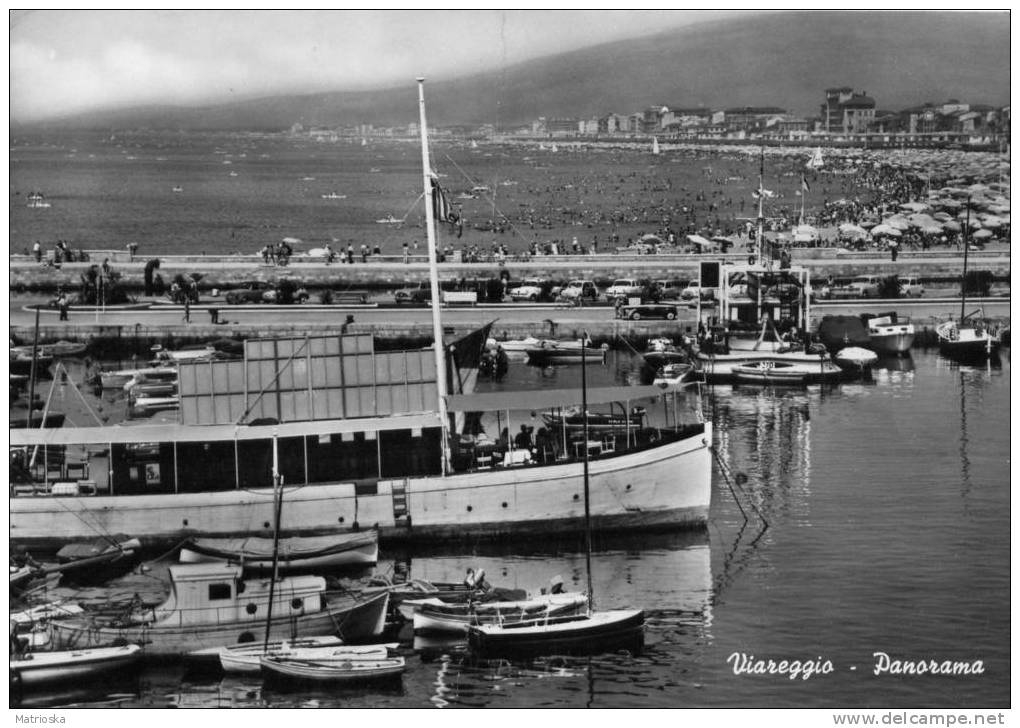 VIAREGGIO   - Panorama Il Porto - Barche  - VG 1960   (223) - Viareggio