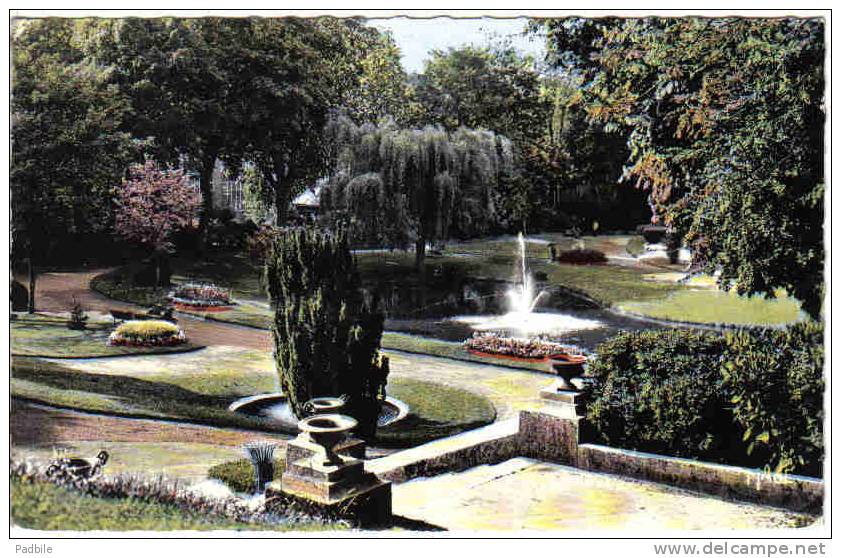 Carte Postale  59.  Le Cateau Les Jardins Trés Beau Plan - Le Cateau