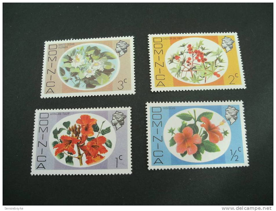 C726-   8 Stamps MNH Dominica  1975 - Other & Unclassified