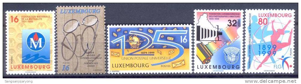 Luxembourg Sc1010-4 UPU. Amateur Photographers. Gymnastics - UPU (Union Postale Universelle)