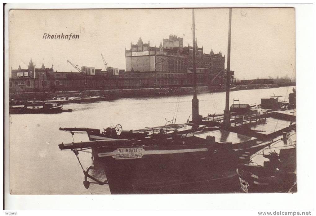 CPA De Strasbourg (Bas Rhin 67): Rheinhafen  (péniches Usine) - Strasbourg