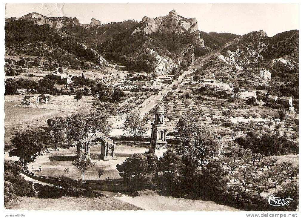 13 - SAINT REMY DE PROVENCE....Vue  Aérienne....1954.. - Saint-Remy-de-Provence