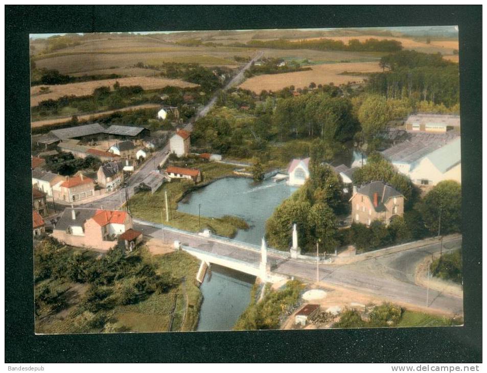 CPSM - Fismes (51) - Vue Aérienne - Le Pont Sur La Vesle ( SPADEM ) - Fismes