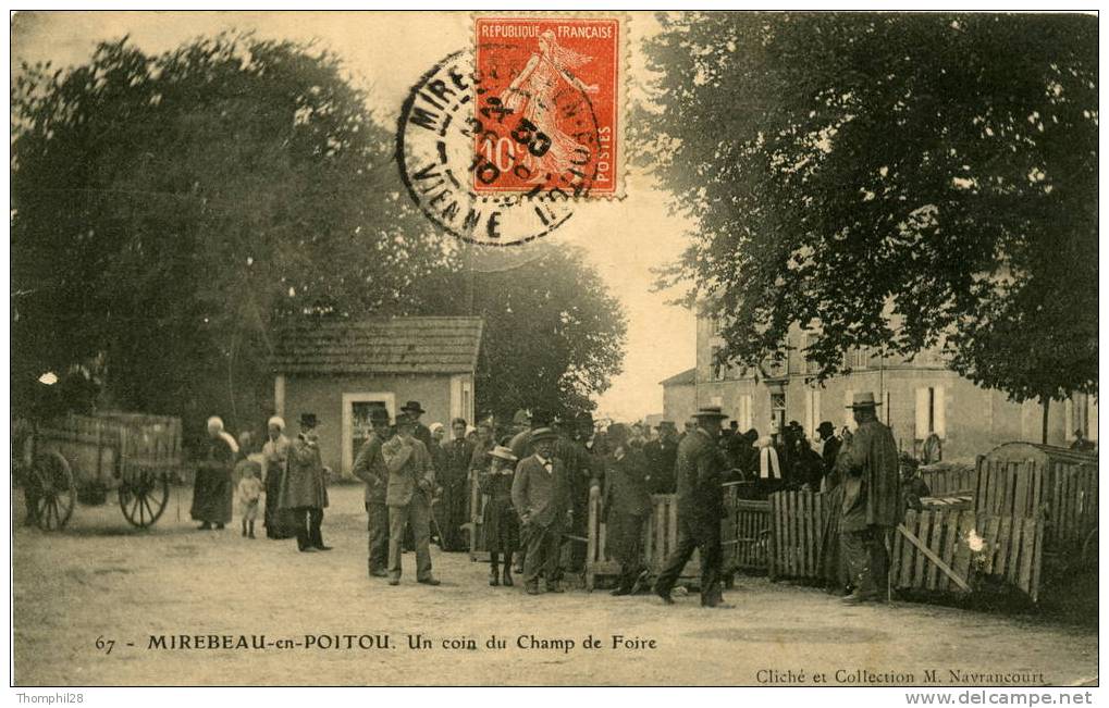 MIREBEAU-en-POITOU - Un Coin Du Champ De Foire, Superbe Animation ! - Mirebeau