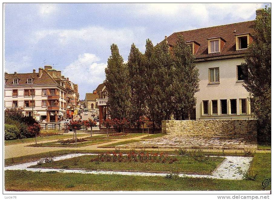 NEUFCHATEL EN BRAY - Le Jardin Et Les Vestiges De L´Eglise Saint Pierre XVè S. - Neufchâtel En Bray