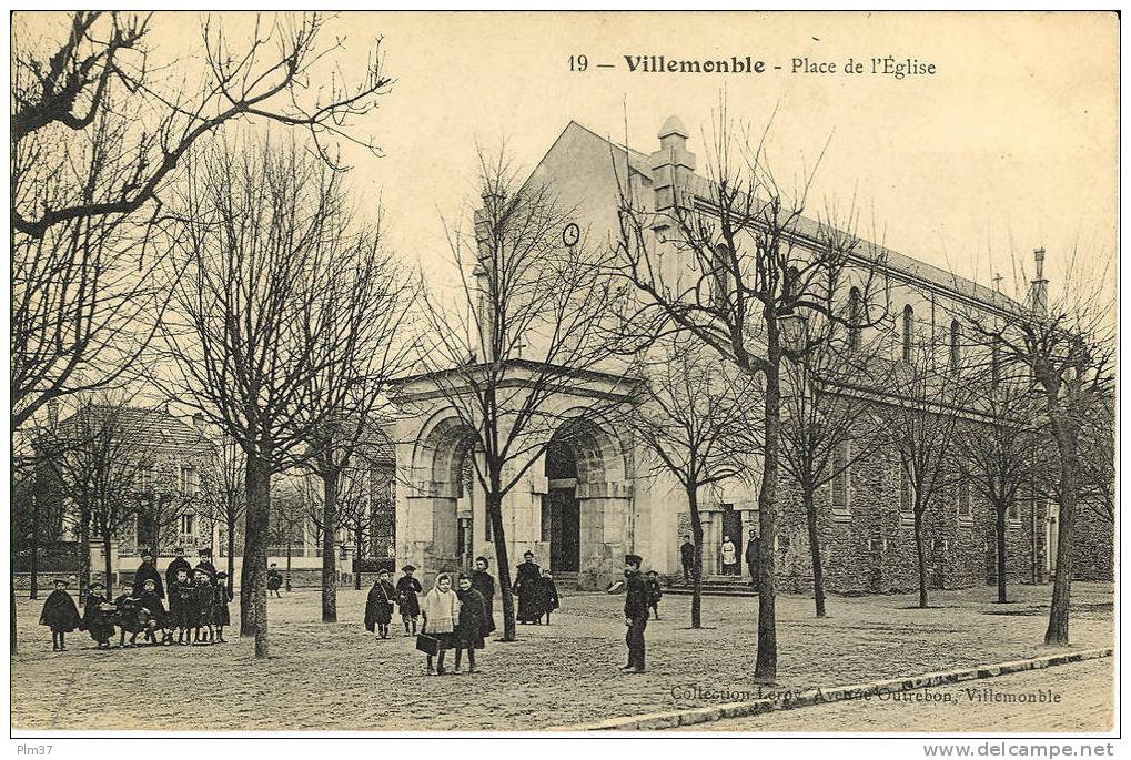 VILLEMONBLE - Place De L'Eglise - Non Circulé - Villemomble