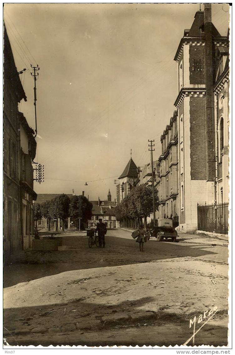 VILLEPINTE - La Place De La Mairie - CPSM Voy. 1952 - Villepinte