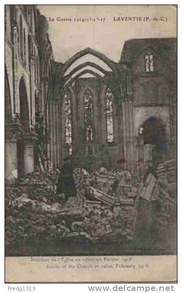 Laventie - Interieur De L'Eglise En Ruine En 1915 - Laventie